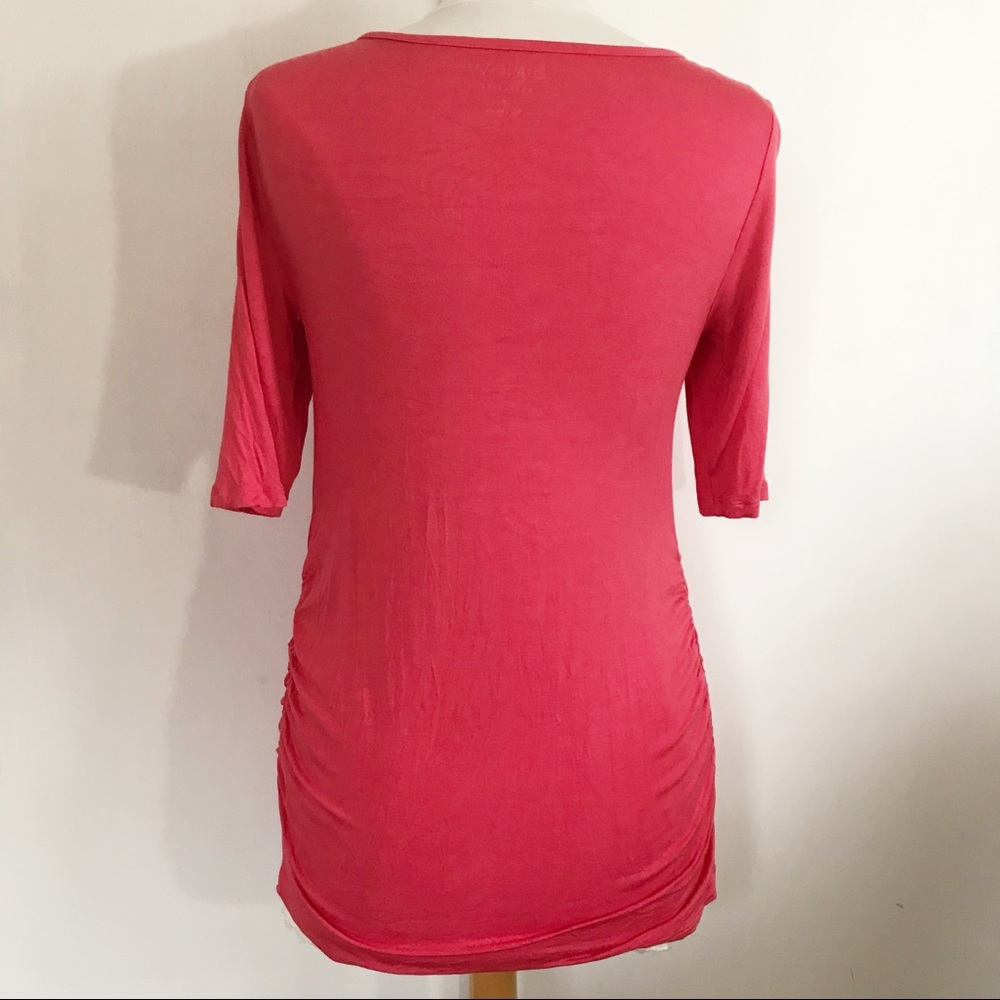A:GLOW Kohl’s u neck ruched side maternity top S - Picture 3 of 6